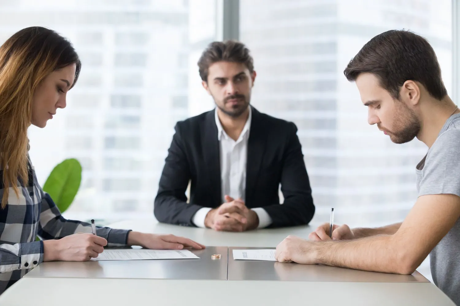 How EH Mediation Guides Couples Toward Fair and Balanced Outcomes Cirencester